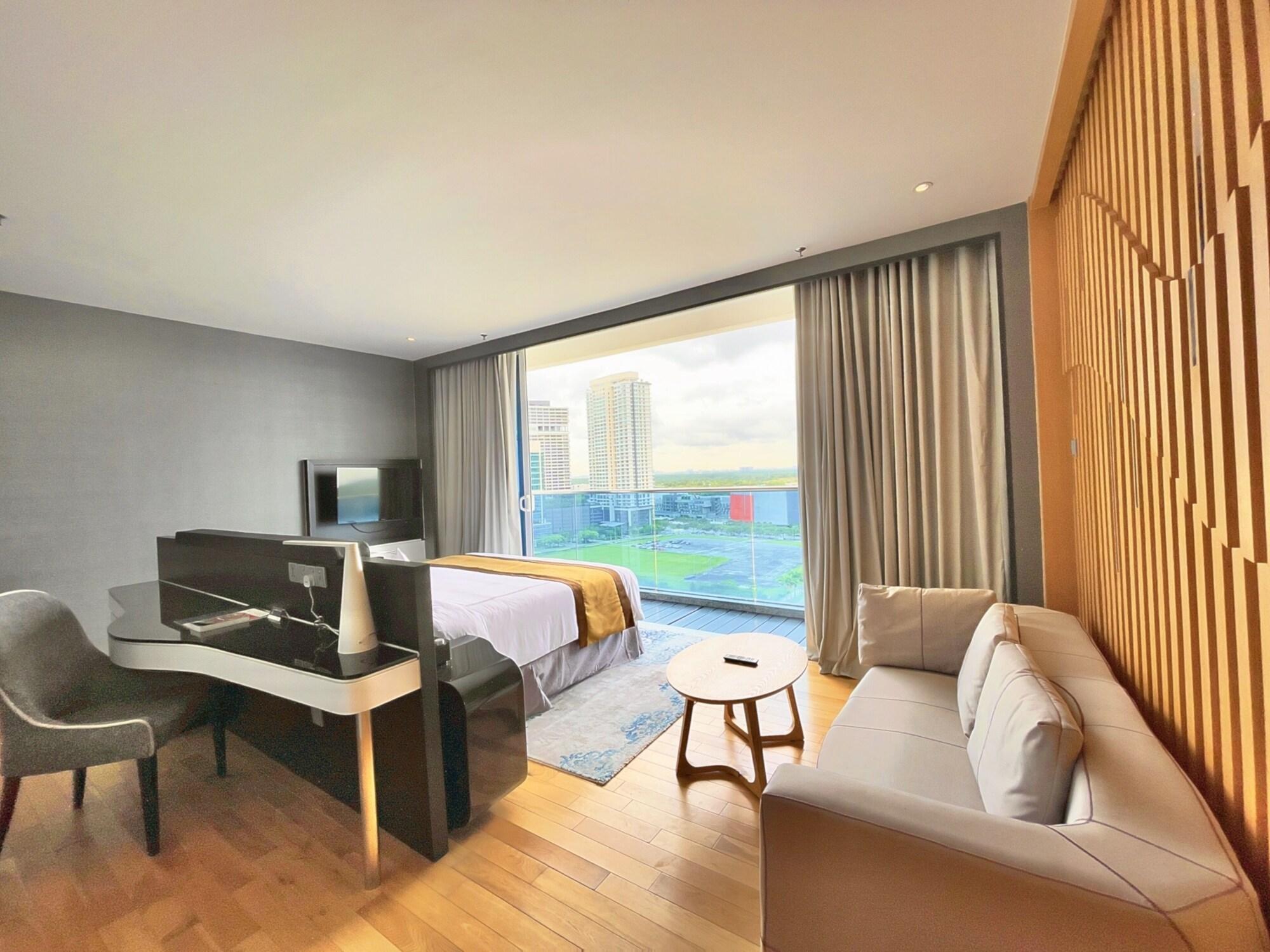 Fraser Place Puteri Harbour Nusajaya  Luaran gambar A room at the hotel