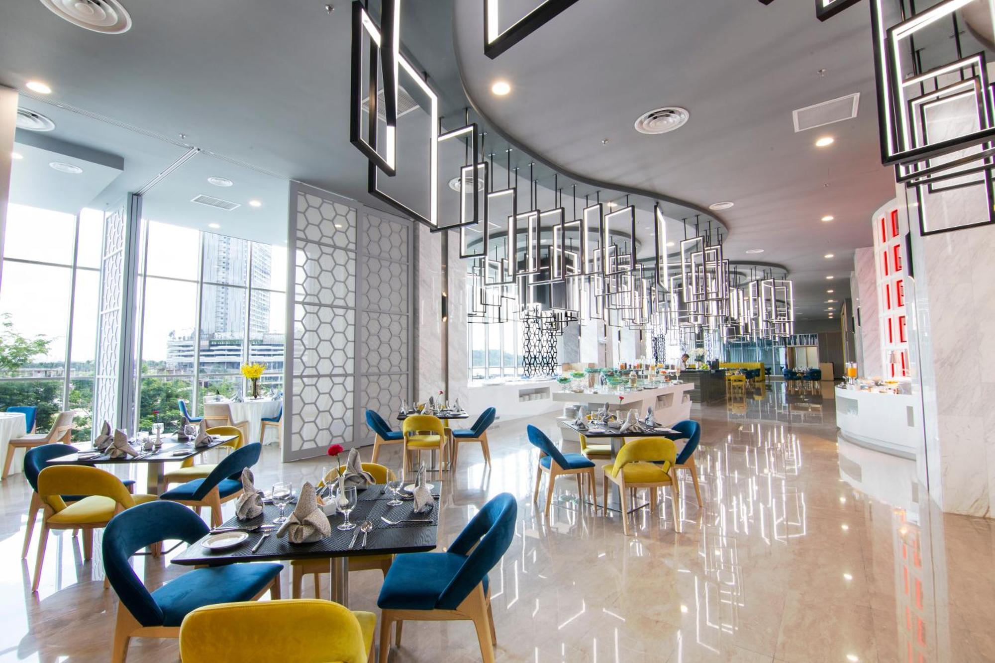 Fraser Place Puteri Harbour Nusajaya  Luaran gambar The restaurant