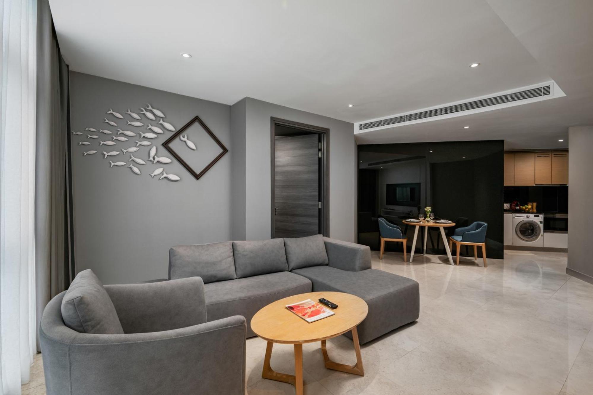 Fraser Place Puteri Harbour Nusajaya  Luaran gambar A living room in a serviced apartment in Singapore