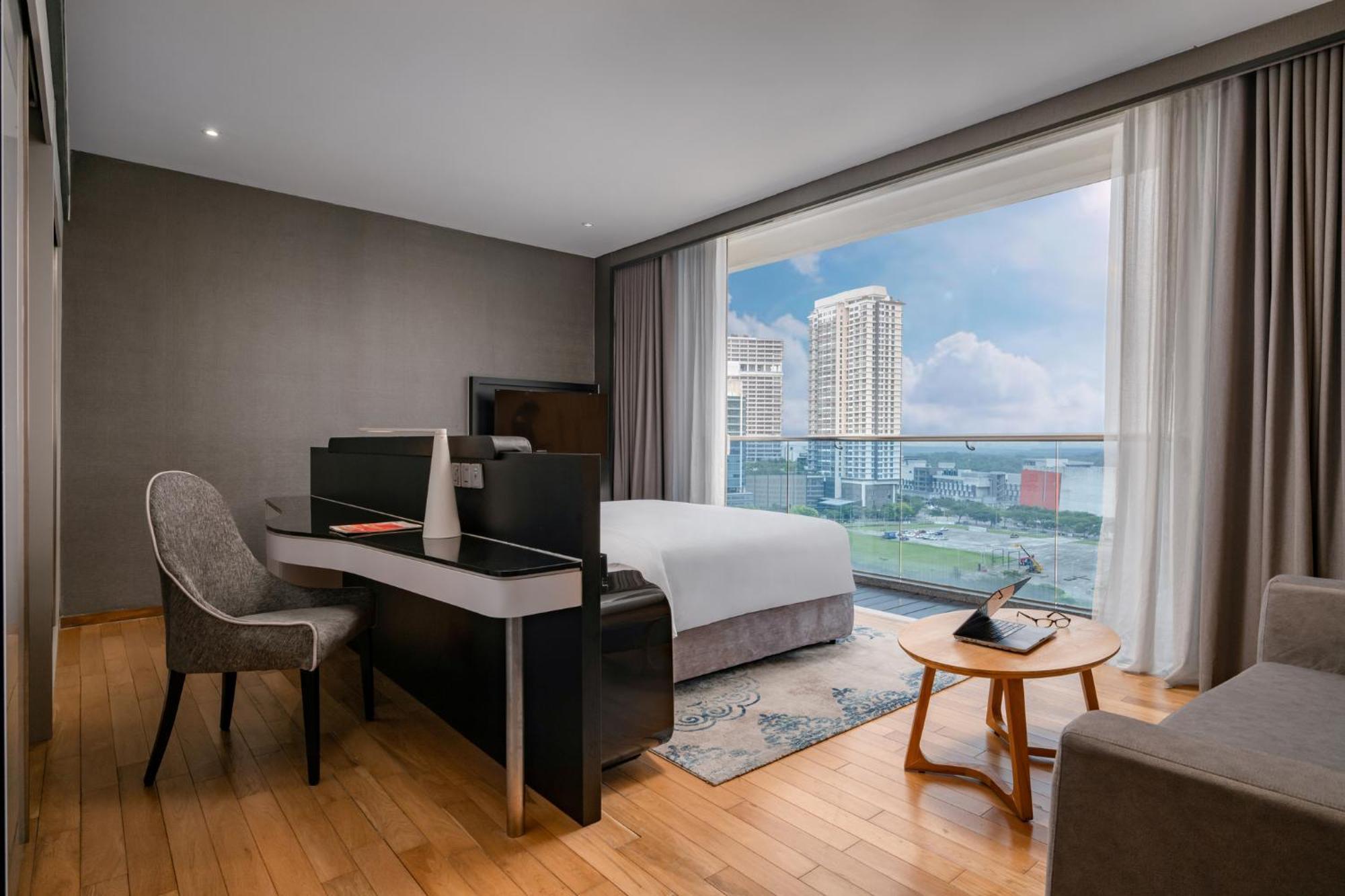 Fraser Place Puteri Harbour Nusajaya  Luaran gambar Suite room