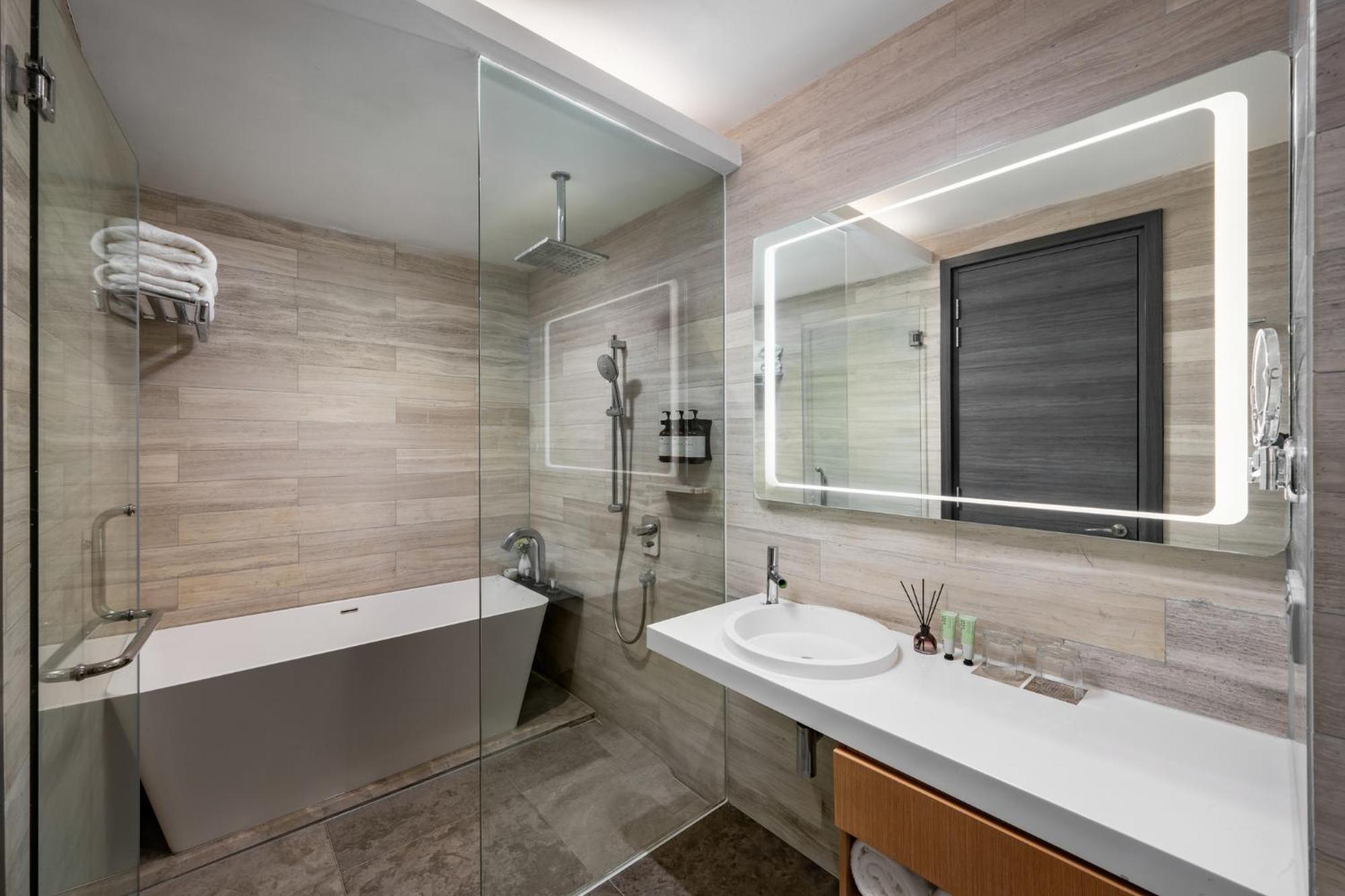Fraser Place Puteri Harbour Nusajaya  Luaran gambar Bathroom
